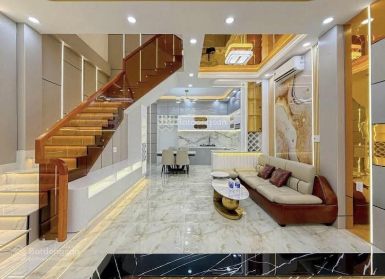 Bán nhà vĩnh viễn  quận 10, 78,3m2. cho thuê 26tr. gần bệnh viện hoà hảo