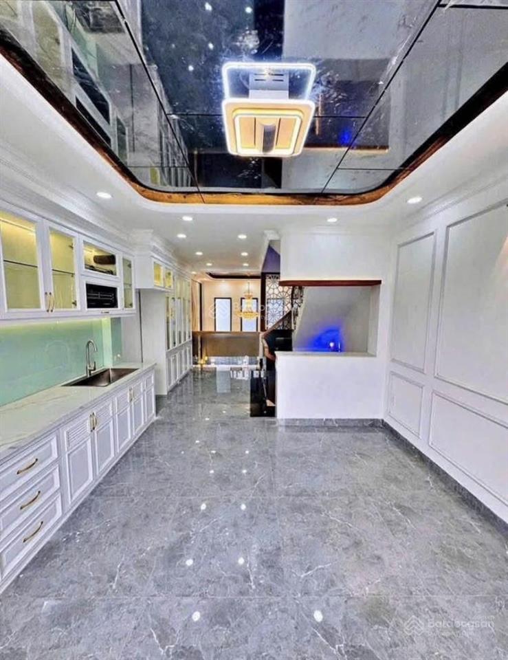 Bán nhà quốc lộ 13, thủ đức giá 4tỷ050/72m2. gần vạn phúc ci ty. cho thuê 20tr