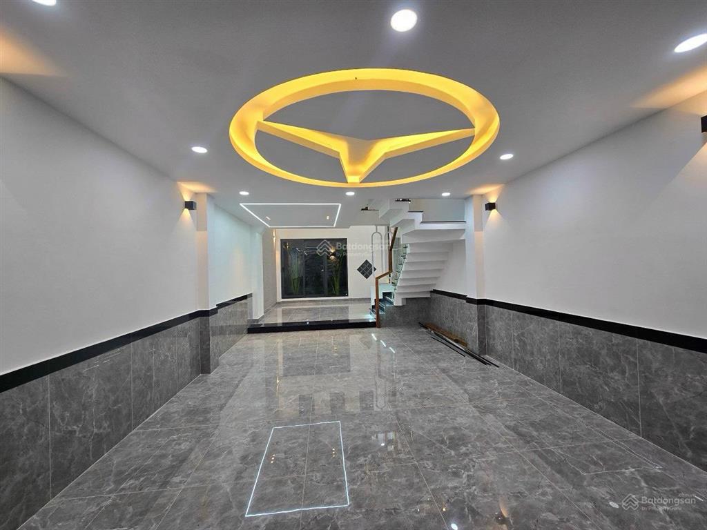 Nhà 3 tầng đường dương tử giangq5 giá 4tỷ380/78m2. cho thuê 27tr. gần chợ phụ tùng xe máy.