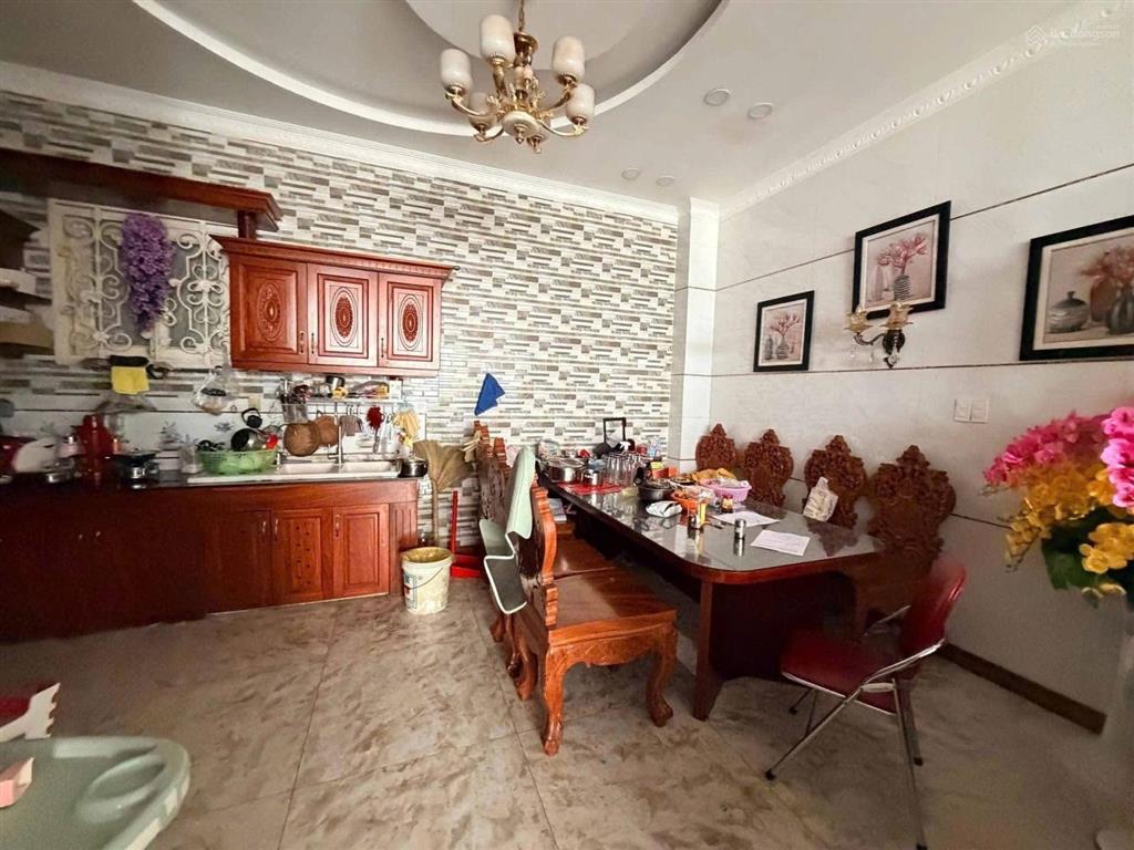 Chủ thiện chí bán nhà trần văn sắcquận 2 giá 5tỷ560/78m2. gần đh văn hoá cs1. cho thuê 30tr