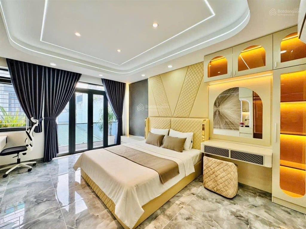 Chính chủ bán nhà vườn chuốiquận 3 giá 5tỷ010/71m2. gần chợ vườn chuối. cho thuê 25tr