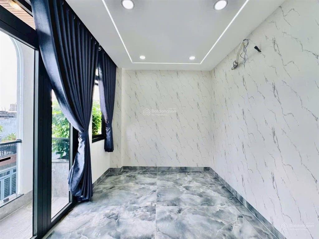 Chính chủ bán nhà vườn chuốiquận 3 giá 5tỷ010/71m2. gần chợ vườn chuối. cho thuê 25tr
