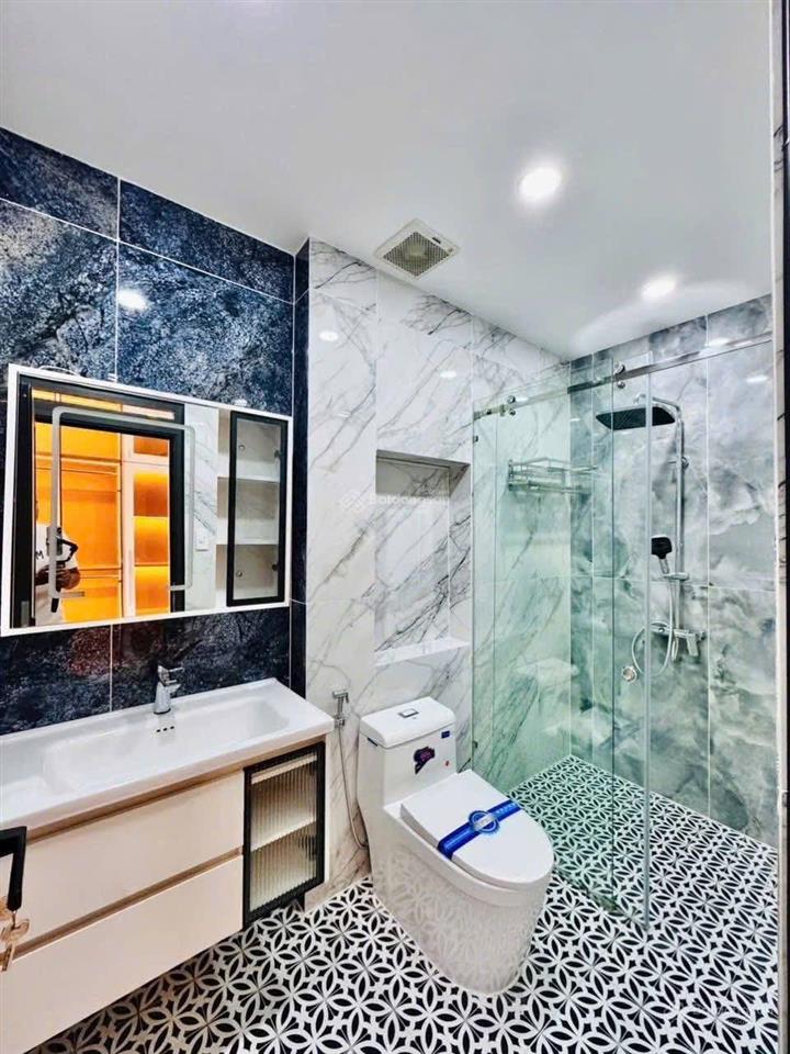 Chính chủ bán nhà vườn chuốiquận 3 giá 5tỷ010/71m2. gần chợ vườn chuối. cho thuê 25tr