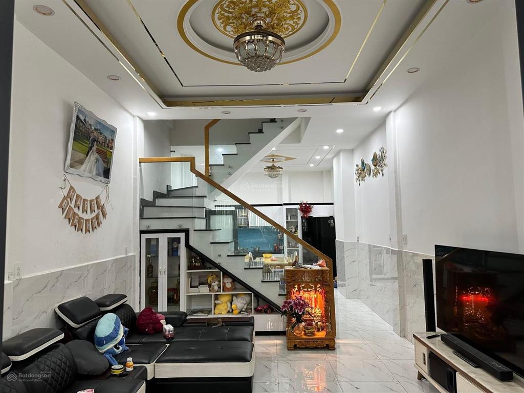 Hạ giá bán nhà kì đồng quận 3 giá 4tỷ090/83m2. cho thuê 20tr. gần tiều học kì đồng