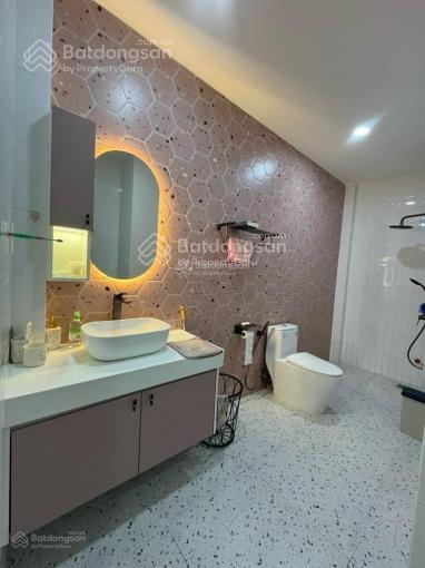 Tôi bán nhà hai bà trưng  quận 3 giá 4tỷ9/78m2. gần chợ tân định. cho thuê được 26tr tháng