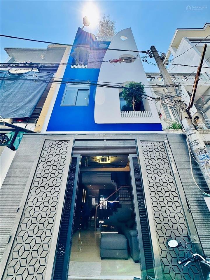 Bán nhà cao đạt  quận 5 giá 3tỷ670/73,8m2. giáp q1. cho thuê 23tr/tháng