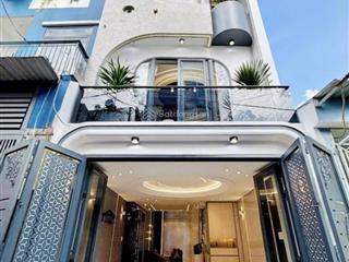 Bán nhà cao văn lầu  quận 6 dt 81m2. nằm gần chợ bình tây. cho thuê 24tr tháng