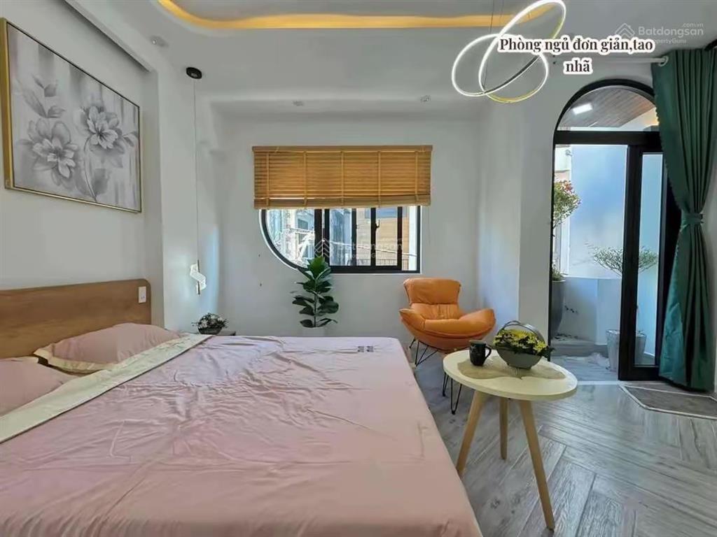 Bán nhà phan đăng lưu  bình thạnh giá 3tỷ9/70m2. gần chợ bà chiểu. cho thuê 21tr/tháng