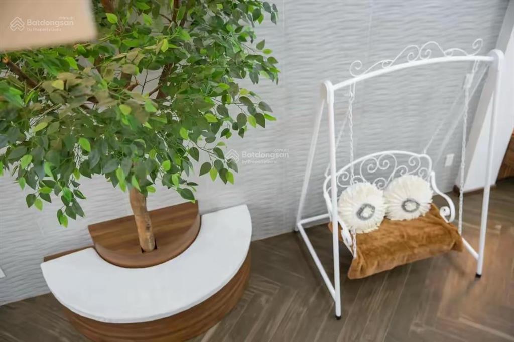 Bán nhà phan đăng lưu  bình thạnh giá 3tỷ9/70m2. gần chợ bà chiểu. cho thuê 21tr/tháng