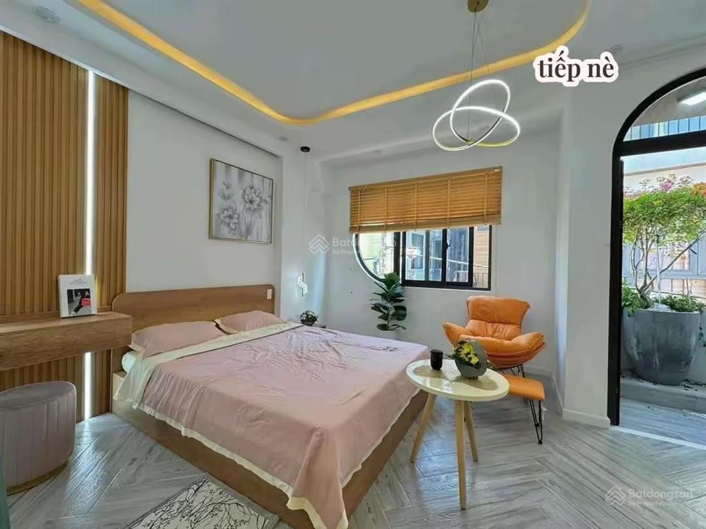 Bán nhà phan đăng lưu  bình thạnh giá 3tỷ9/70m2. gần chợ bà chiểu. cho thuê 21tr/tháng