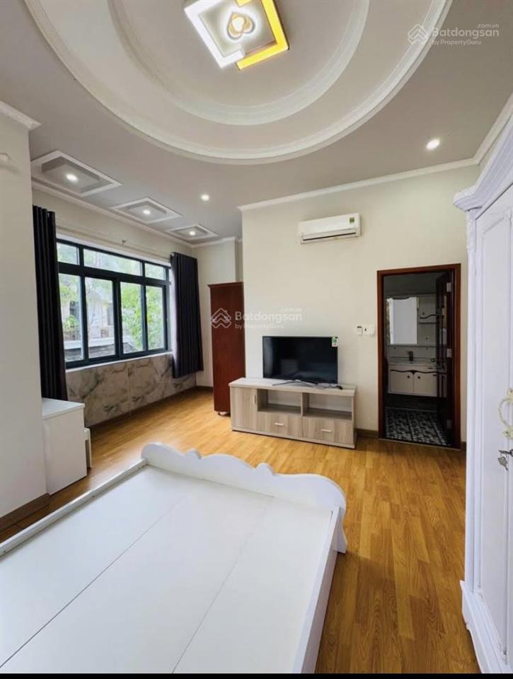 Bán nhà 1 trệt  2 lầu giá 6tỷ1/79,9m2 đường cô giang  q1. gần đại học văn lang. cho thuê 33tr