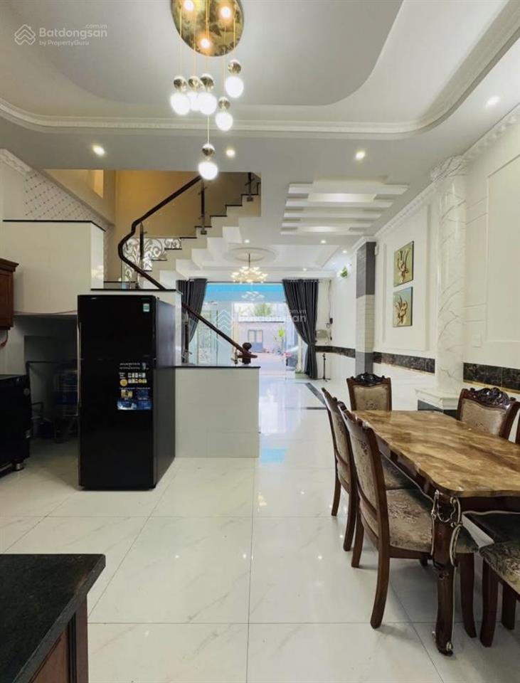 Bán nhà 1 trệt  2 lầu giá 6tỷ1/79,9m2 đường cô giang  q1. gần đại học văn lang. cho thuê 33tr