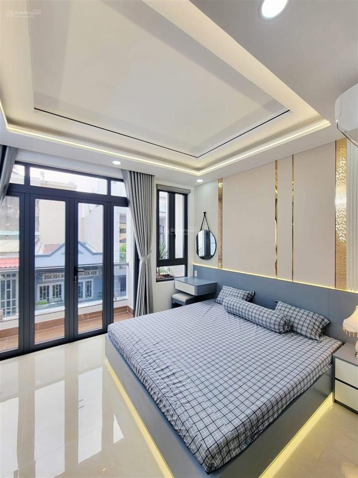 Hạ 200 triệu bán nhà lê văn lương  quận 7 giá 3tỷ870/78m2. cho thuê 21tr. gần lotte q7