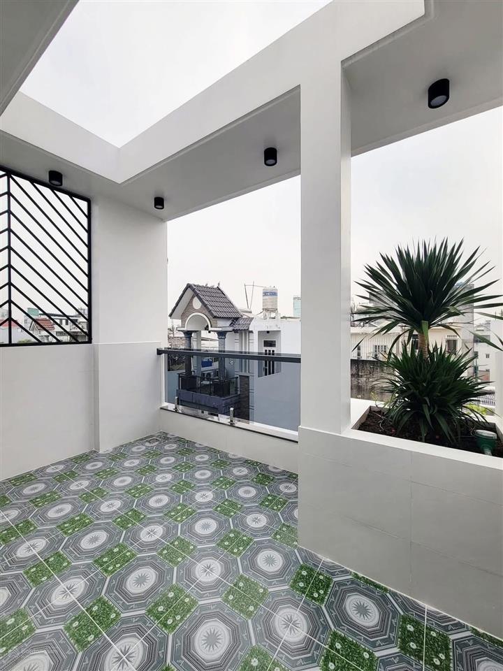 Hạ 200 triệu bán nhà lê văn lương  quận 7 giá 3tỷ870/78m2. cho thuê 21tr. gần lotte q7