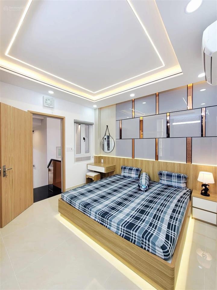 Hạ 200 triệu bán nhà lê văn lương  quận 7 giá 3tỷ870/78m2. cho thuê 21tr. gần lotte q7