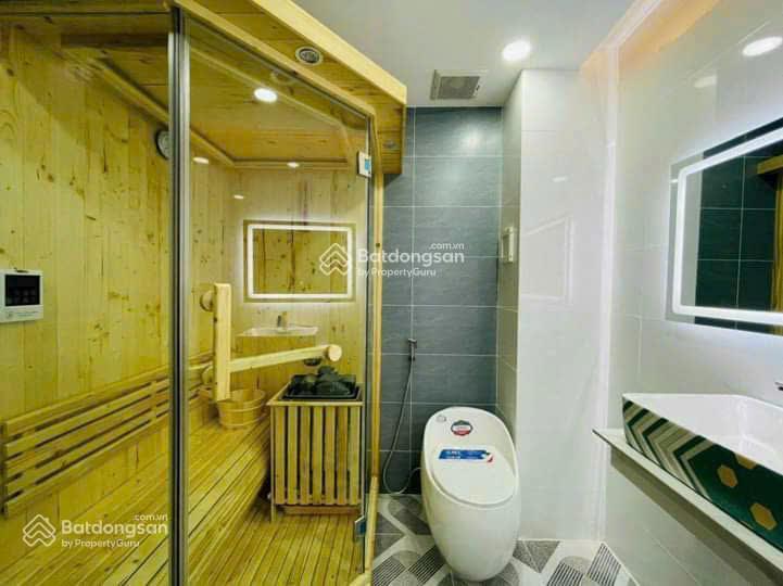 Chính chủ bán nhà lý chính thắng, quận 3 giá 5tỷ010/70m2. gần cgv lý chính thắng. cho thuê 36 triệu