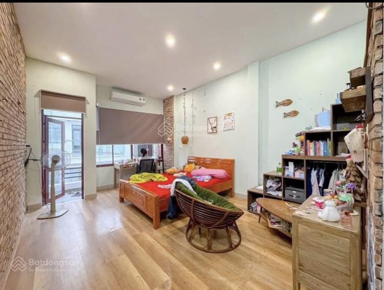 Hạ giá bán nhà phan huy thực  quận 7 giá 2tỷ5/70m2. gần trường tiểu học tân quy. cho thuê 16tr