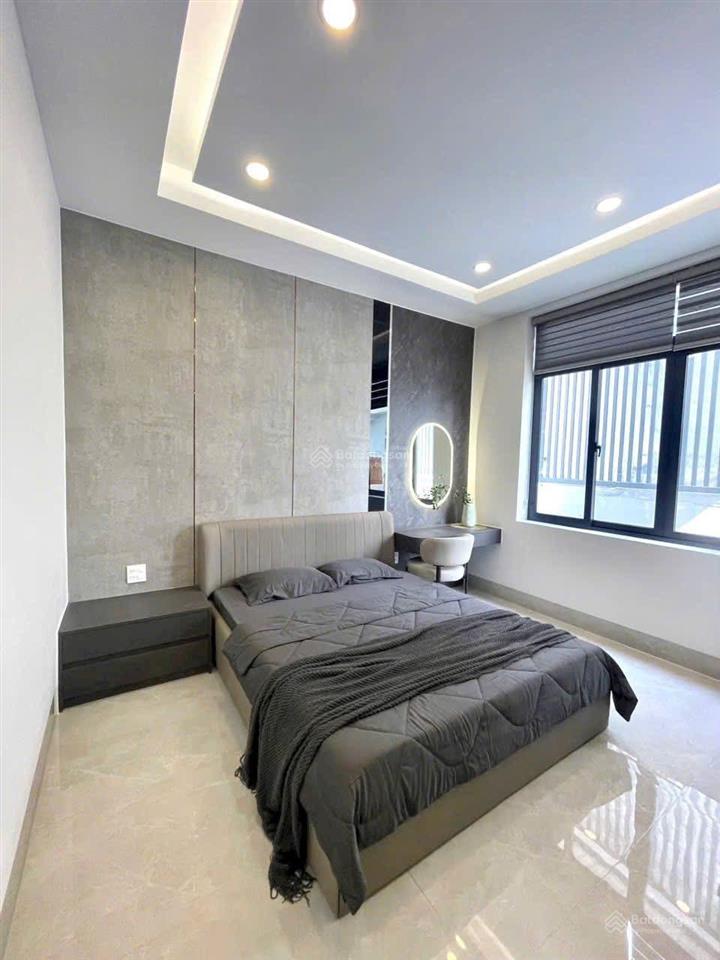Cô chú bán nhà triệu quang phục  quận 5 dt 72m2. cho thuê được 25 triệu/tháng