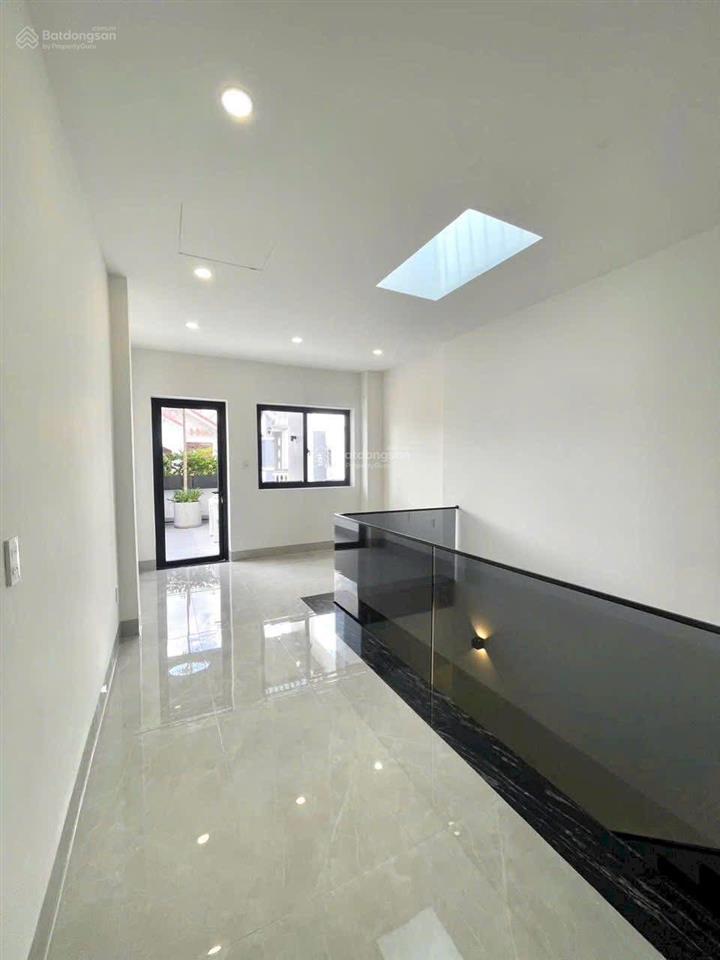 Cô chú bán nhà triệu quang phục  quận 5 dt 72m2. cho thuê được 25 triệu/tháng