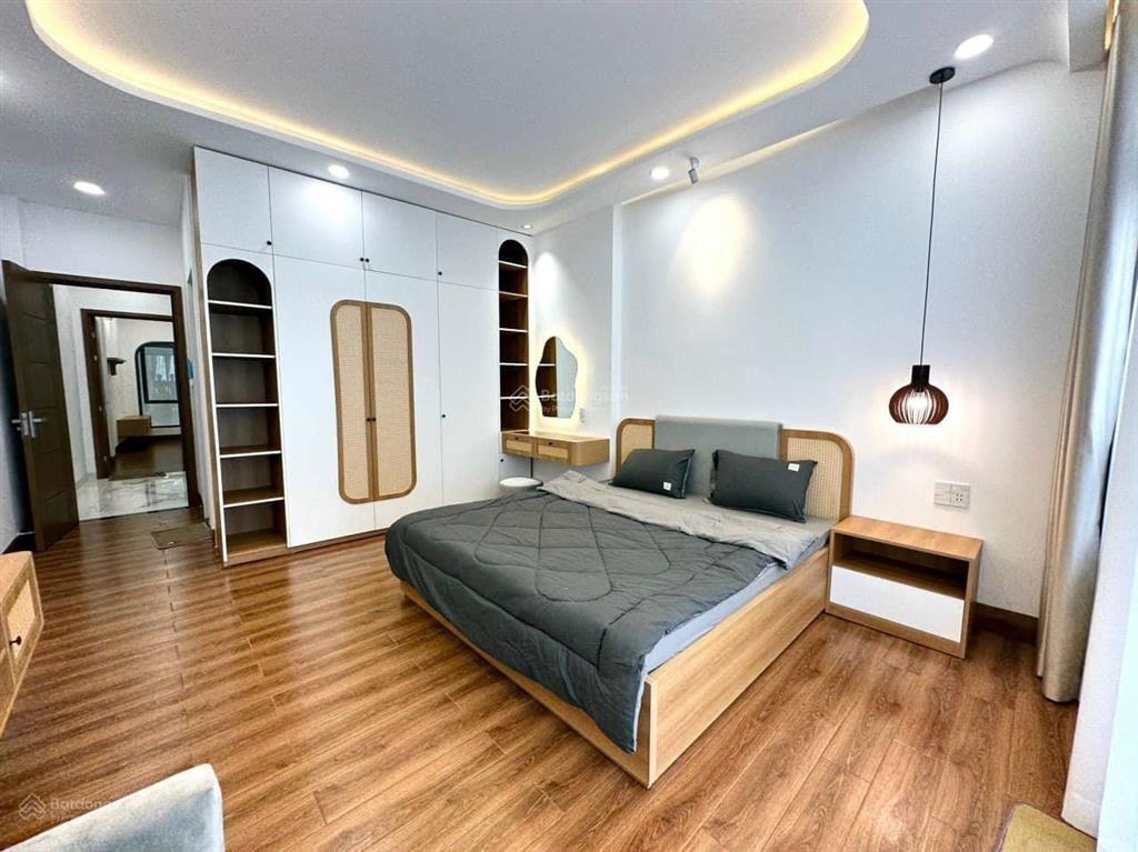Bán nhanh căn trần xuân hoà  quận 5 dt 73m2. cách bệnh viện nguyễn tri phương vài phút