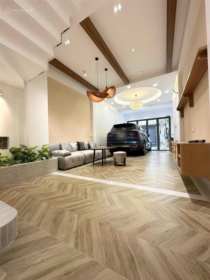 Bán nhanh căn trần xuân hoà  quận 5 dt 73m2. cách bệnh viện nguyễn tri phương vài phút