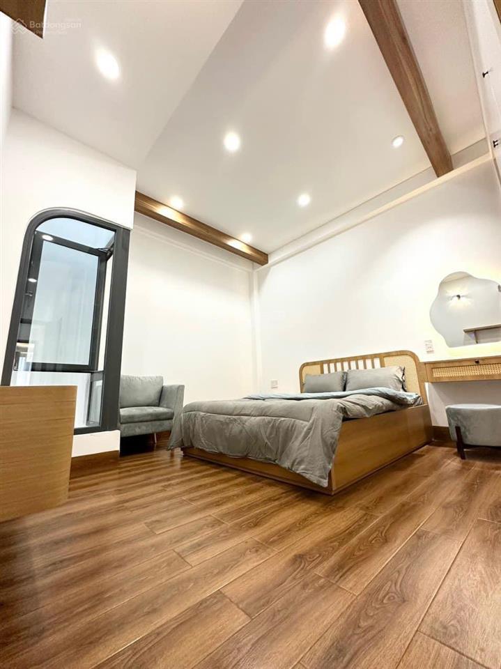 Bán nhanh căn trần xuân hoà  quận 5 dt 73m2. cách bệnh viện nguyễn tri phương vài phút