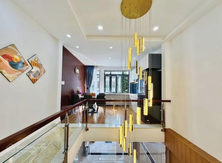 Chính chủ bán nhà hồ hảo hớn  q1 79,6m2. thông ra trần hưng đạo. cho thuê 28tr/th
