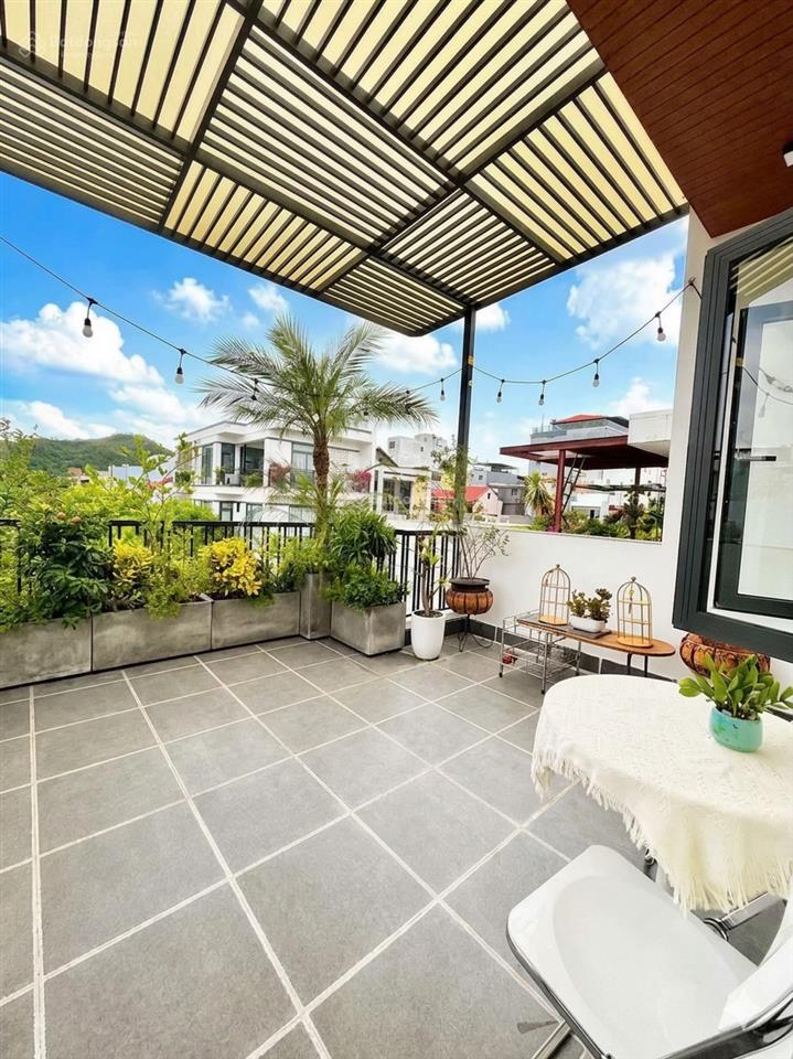 Tôi có nhà trương định  quận 3 cần bán giá 5tỷ350/75m2. gần công viên tao đàn. cho thuê 28tr/tháng