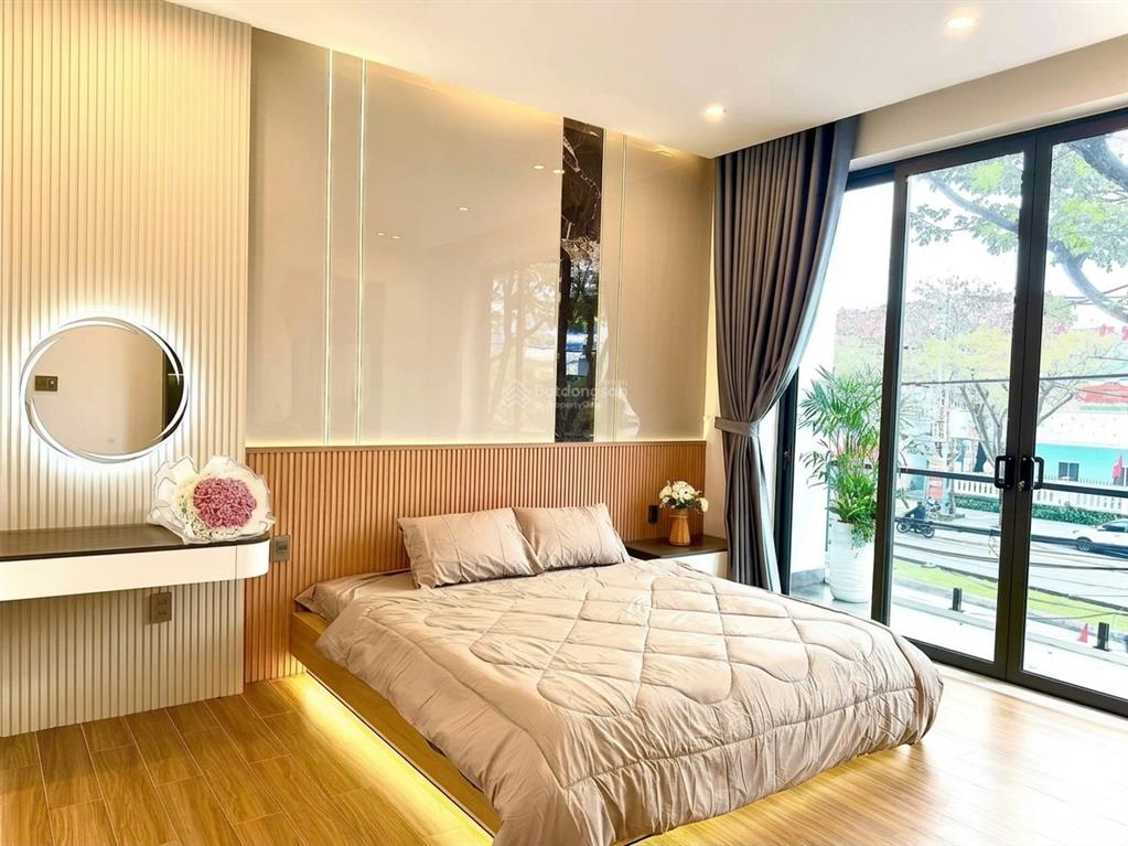 Cô năm cần bán gấp căn nhà nguyễn gia thiều  quận 3 72m2. cho thuê 28tr tháng