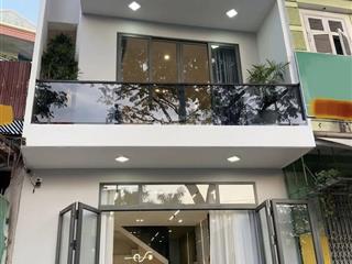 Cô năm cần bán gấp căn nhà nguyễn gia thiều  quận 3 72m2. cho thuê 28tr tháng