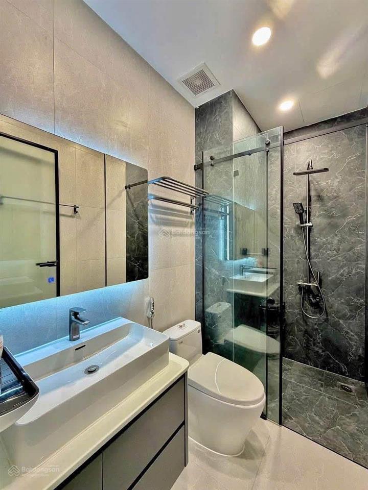 Nhà hẻm xe hơi đường vĩnh viễnquận 10 dt 71m2. ngay ngã 7 lý thái tổ. cho thuê 26tr