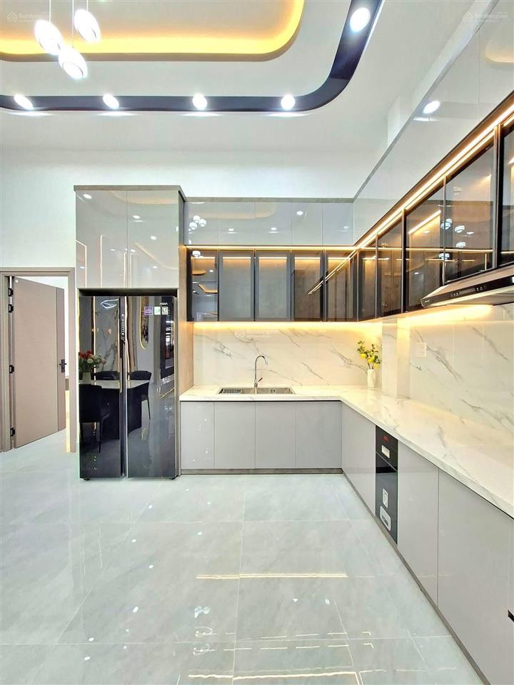 Tôi có nhà cần bán đ. hồng bàng  quận 6, 72m2. gần trường thcs hậu giang, cho thuê 21tr