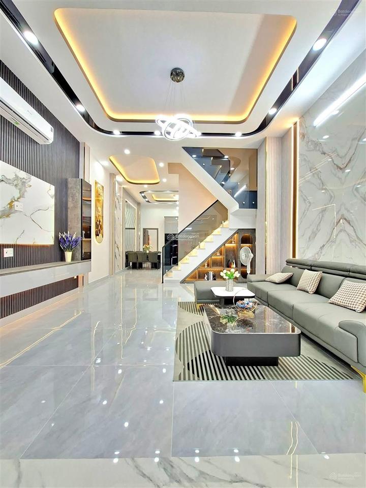 Tôi có nhà cần bán đ. hồng bàng  quận 6, 72m2. gần trường thcs hậu giang, cho thuê 21tr