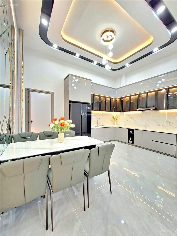 Tôi có nhà cần bán đ. hồng bàng  quận 6, 72m2. gần trường thcs hậu giang, cho thuê 21tr