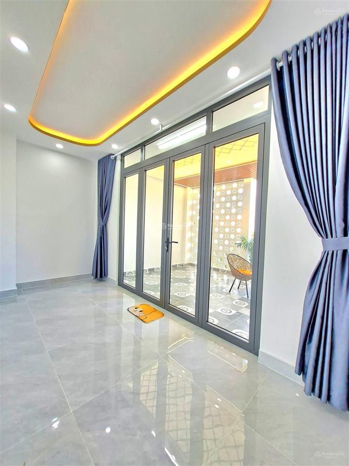 Tôi có nhà cần bán đ. hồng bàng  quận 6, 72m2. gần trường thcs hậu giang, cho thuê 21tr