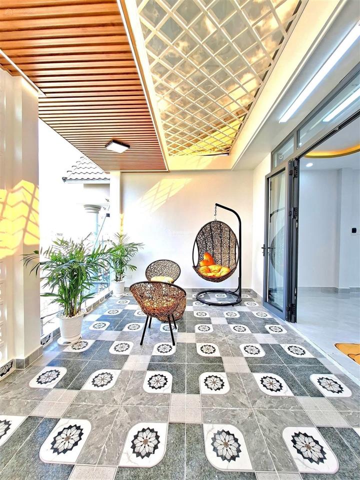 Tôi có nhà cần bán đ. hồng bàng  quận 6, 72m2. gần trường thcs hậu giang, cho thuê 21tr