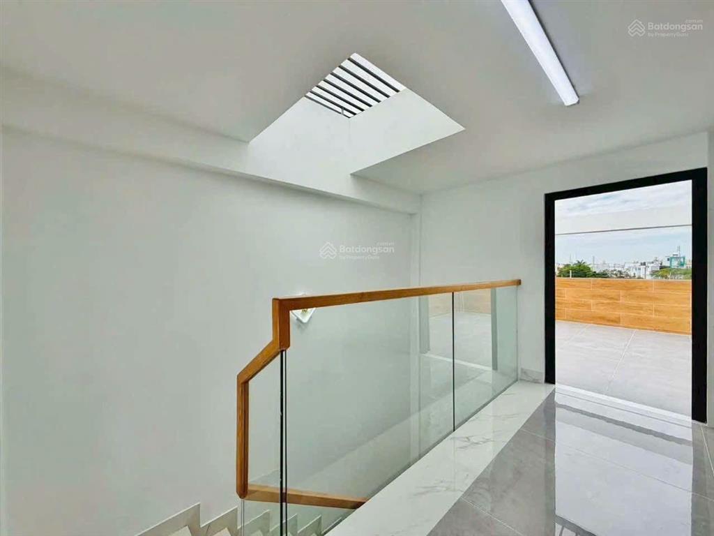 Bán nhà thái phiên quận 11 77,3m2. cho thuê 18tr. gần bệnh viện đa khoa lãnh binh thăng