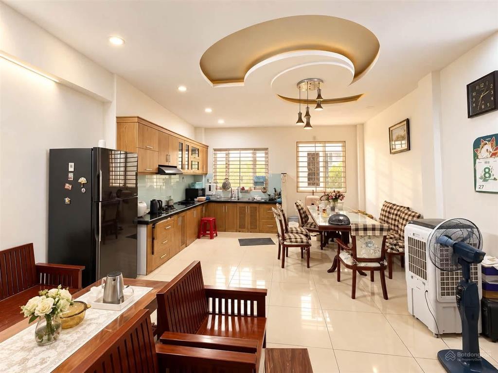 Giảm giá bán nhà xuân thủy  quận 2 giá 5 tỷ 6/ 78m2. gần trường đh văn hóa. cho thuê 35tr
