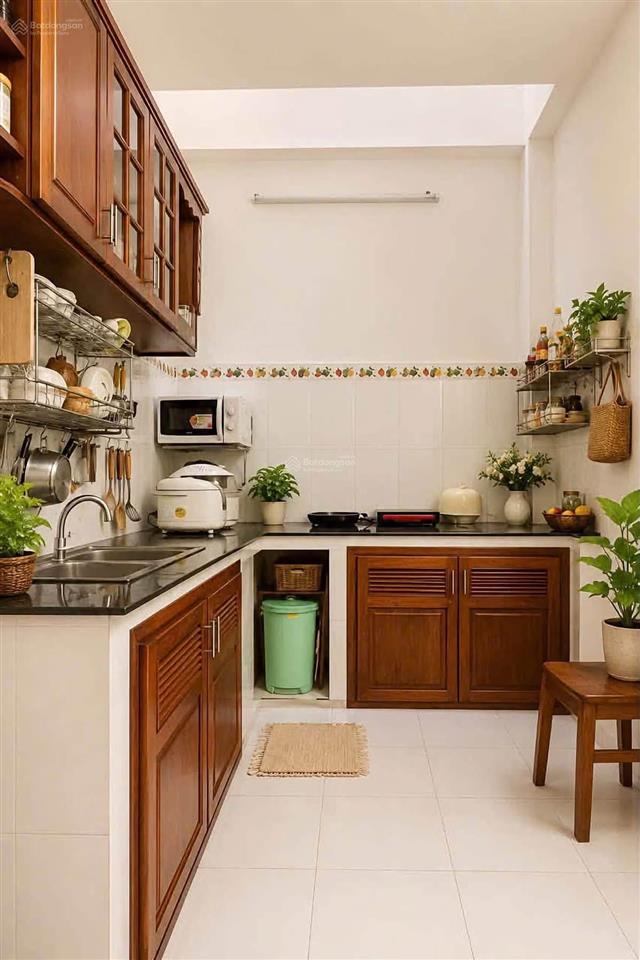 Bán nhanh căn tân cảng  bình thạnh 69m2. gần nhà ga tân cảng. cho thuê 23tr