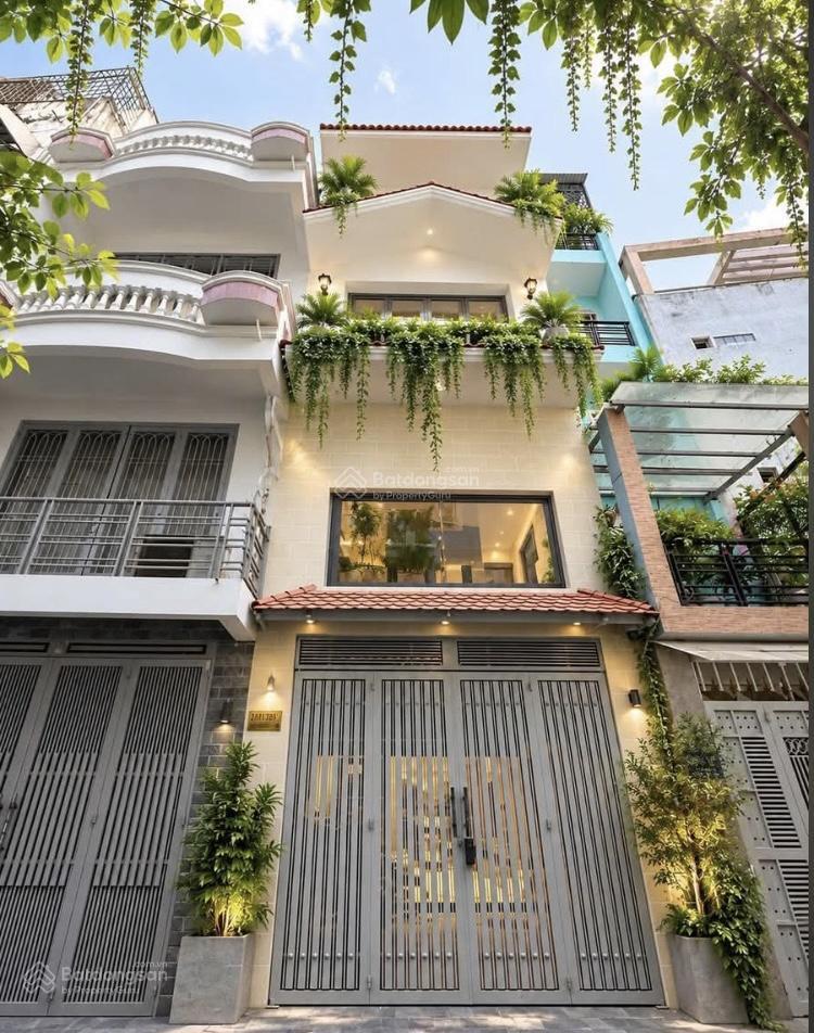Không có nhu cầu ở, bán nhanh căn kí hoàq5 giá 3tỷ850/70m. cho thuê 24tr. gần bệnh viện hùng vương