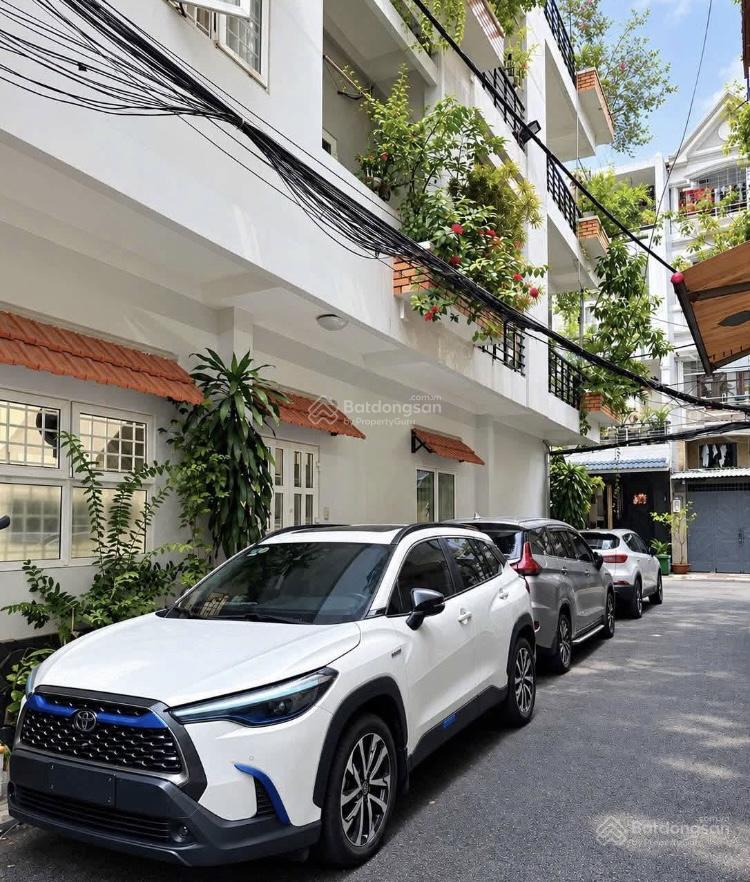 Không có nhu cầu ở, bán nhanh căn kí hoàq5 giá 3tỷ850/70m. cho thuê 24tr. gần bệnh viện hùng vương