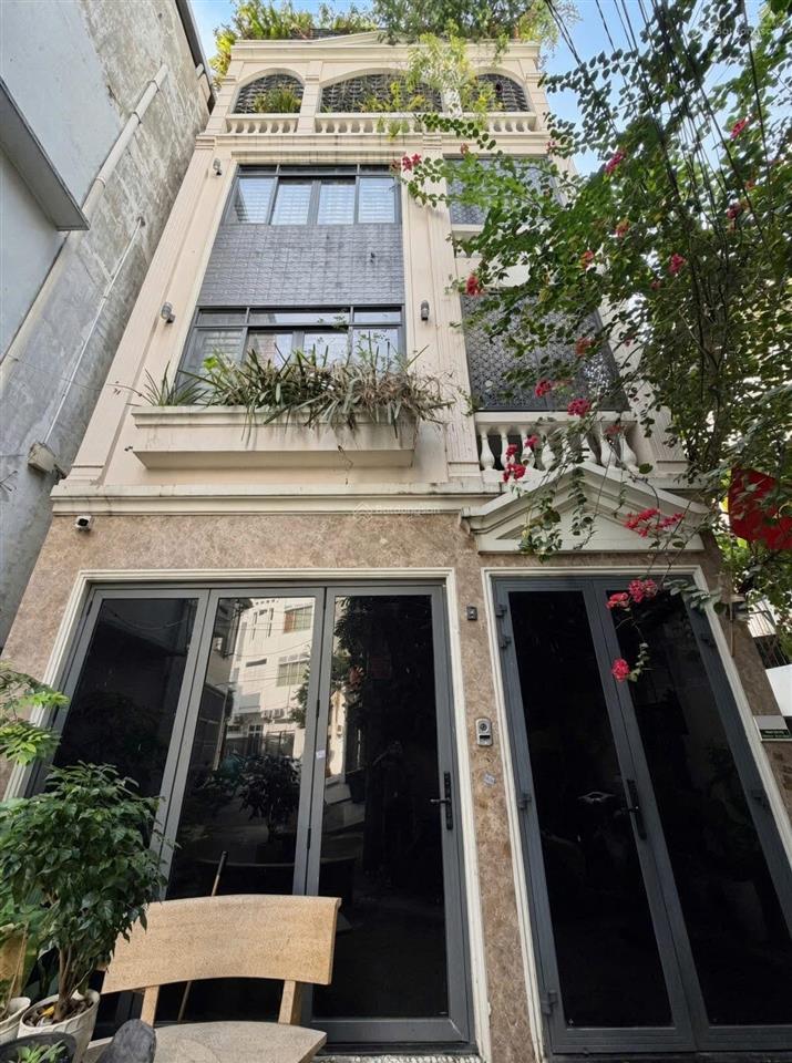 Nhà hoàng văn thụ  phú nhuận 52m2. cắt ngang với đ. chiến thắng. cho thuê 26tr tháng
