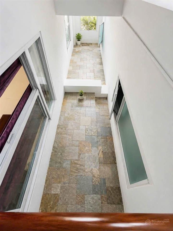 Cần tiền bán gấp căn bùi thị xuân  quận 1 70m2. cho thuê 29tr/th. gần công viên tao đàn