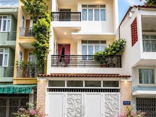 Cần tiền bán gấp căn bùi thị xuân  quận 1 70m2. cho thuê 29tr/th. gần công viên tao đàn