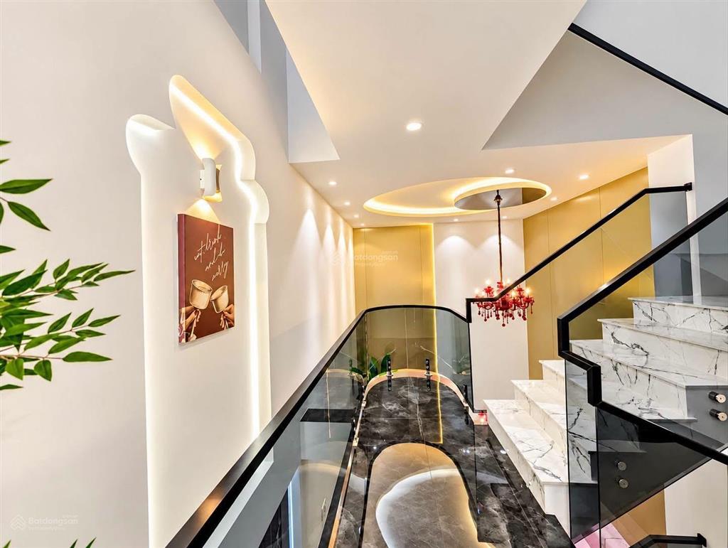 Siêu phẩm đẳng cấp đường lê lợi  gò vấp giá 2 tỷ 990/44m2. gần bệnh viện 175