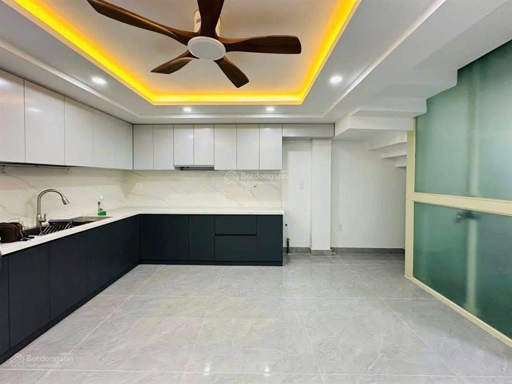 Bán nhà tô ngọc vân, thủ đức giá 3 tỷ 5/76m2. gần chợ tam hà.