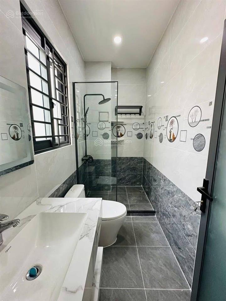 Bán nhà tô ngọc vân, thủ đức giá 3 tỷ 5/76m2. gần chợ tam hà.