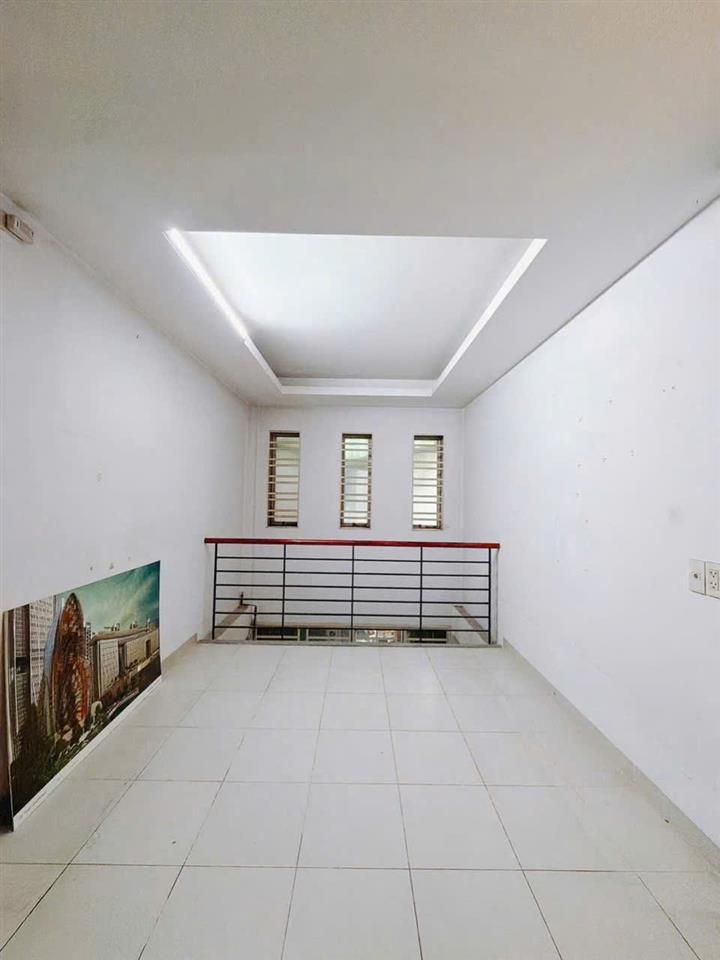 NHÀ QUẬN 4 – KHU DÂN CƯ HIỆN HỮU KHÔNG QUY HOẠCH – HOÀN CÔNG ĐỦ