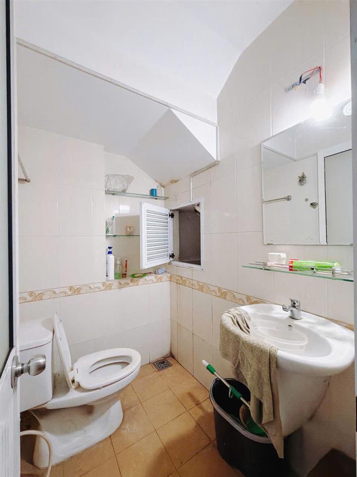 NHÀ QUẬN 4 – KHU DÂN CƯ HIỆN HỮU KHÔNG QUY HOẠCH – HOÀN CÔNG ĐỦ