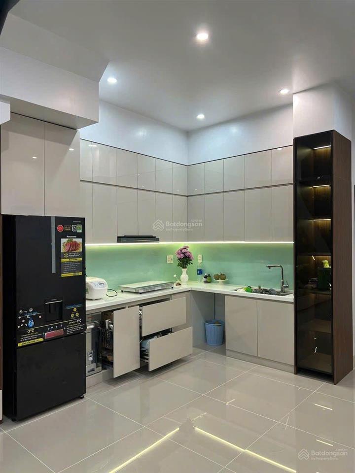 Bán NP Nguyễn Đức Thiệu, 7,55 tỷ, 104m2, 2PN, 3WC, giá siêu hời